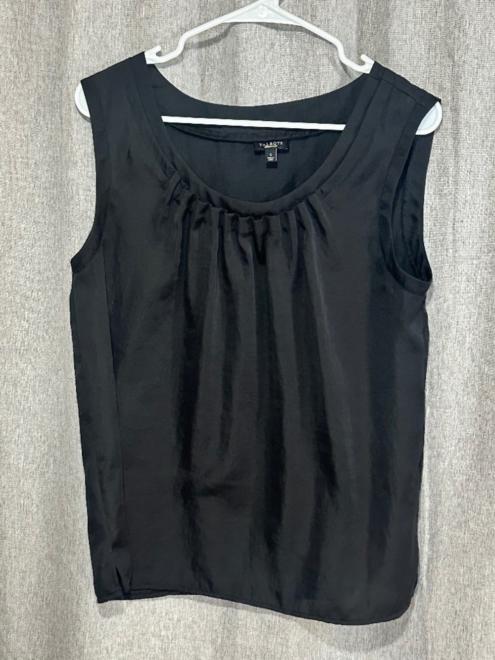 Talbots Black Sleeveless Pleated Scoop Neck Blouse Shell S